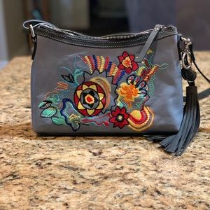 Firenze Bella
One Size Leather Crossbody Bag